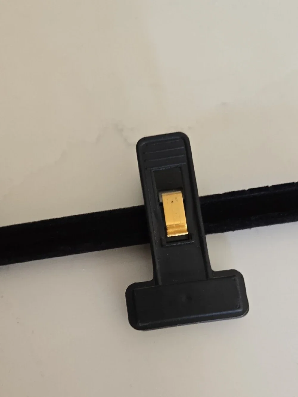 Clothes Hanger with Clips
